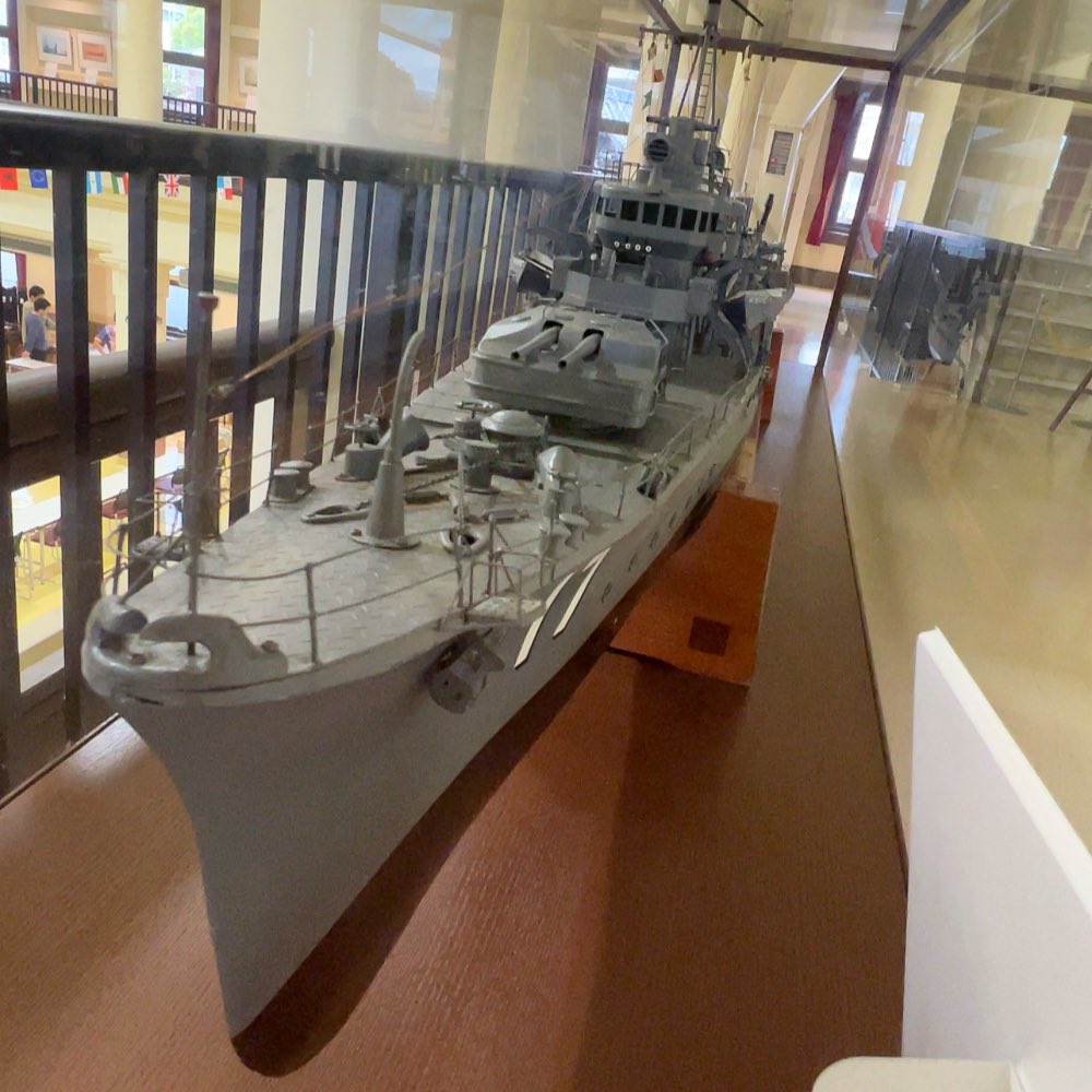 ぱいそんきっど tweet media