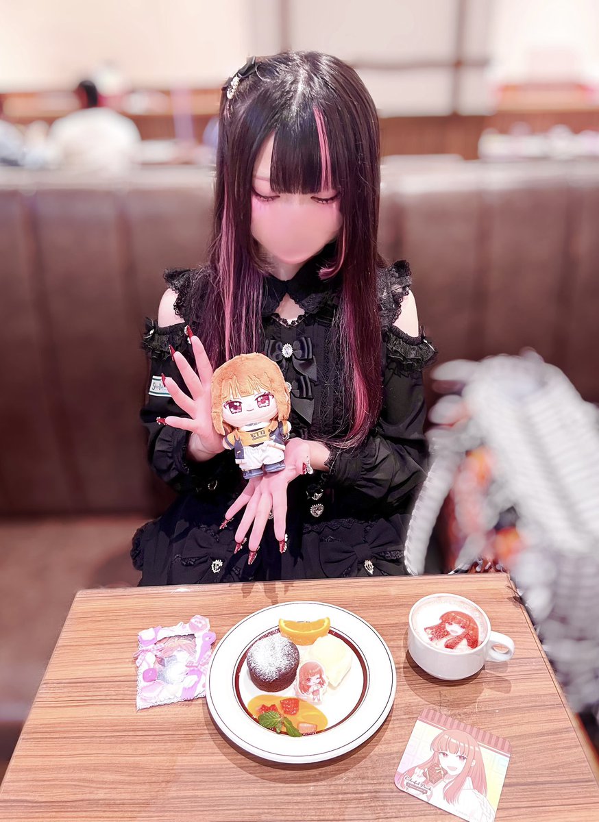 えむさん tweet media