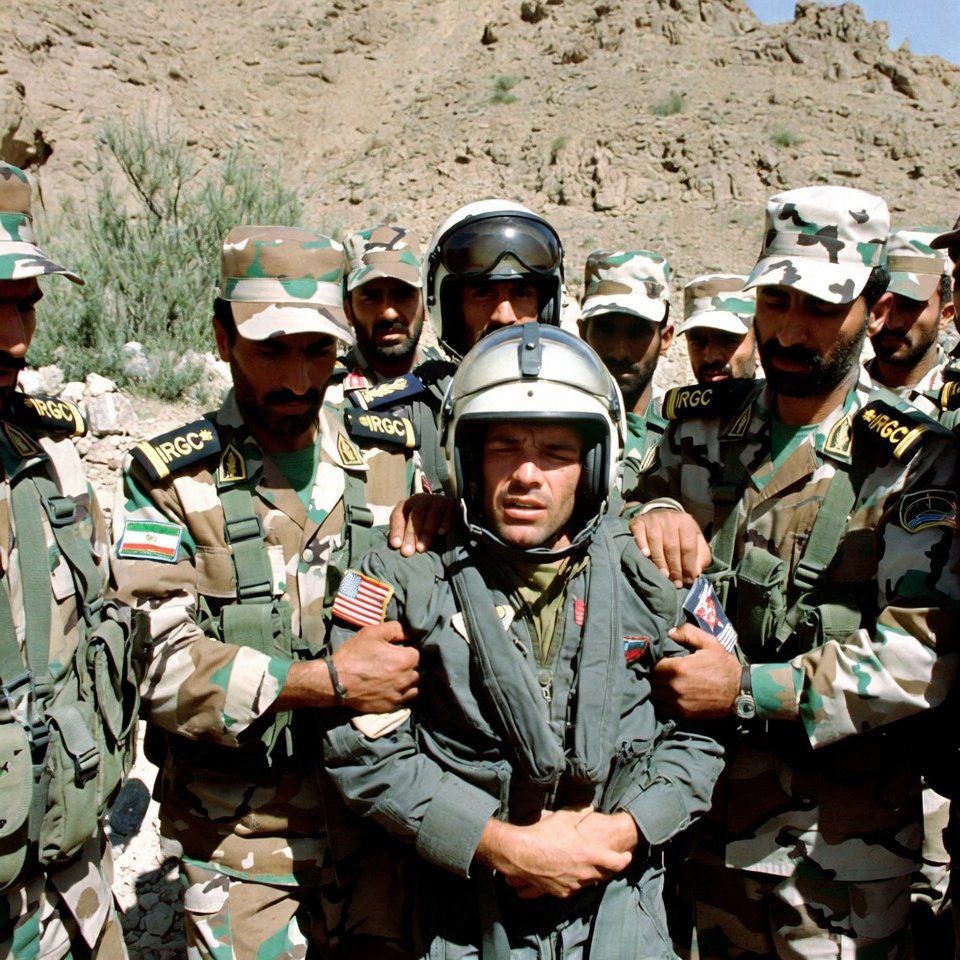 SİYAH SANCAK tweet media