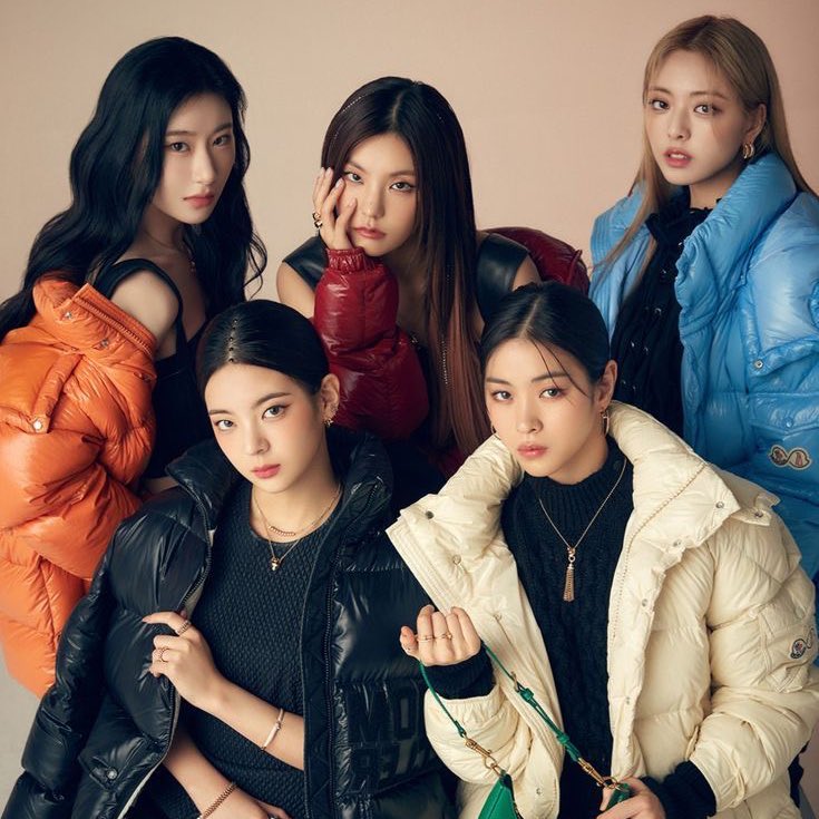 UNIVERSE ITZY tweet media