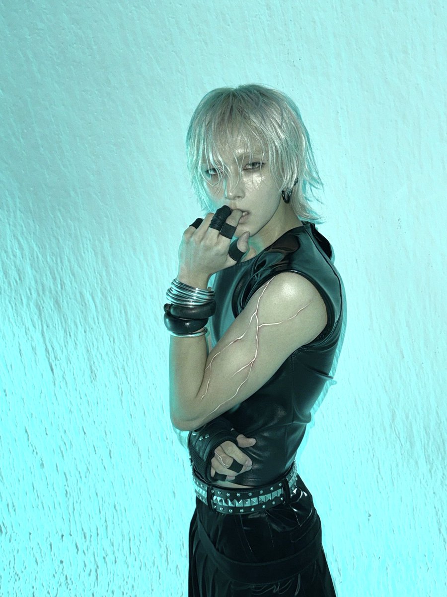 DEAD AND rei 🪾seeing twice tweet media