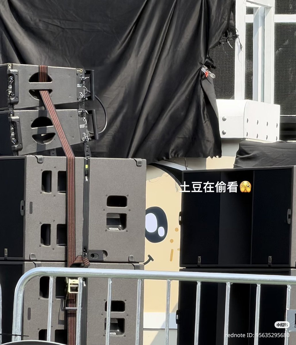 cali ✩ tweet media