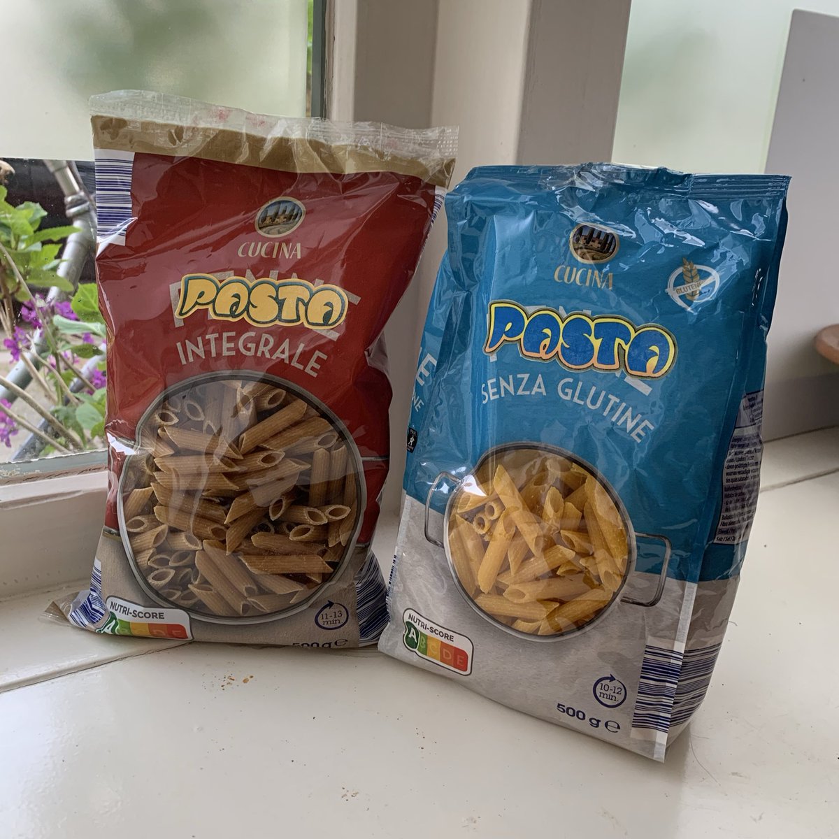 milla 🔜 LuxCon tweet media