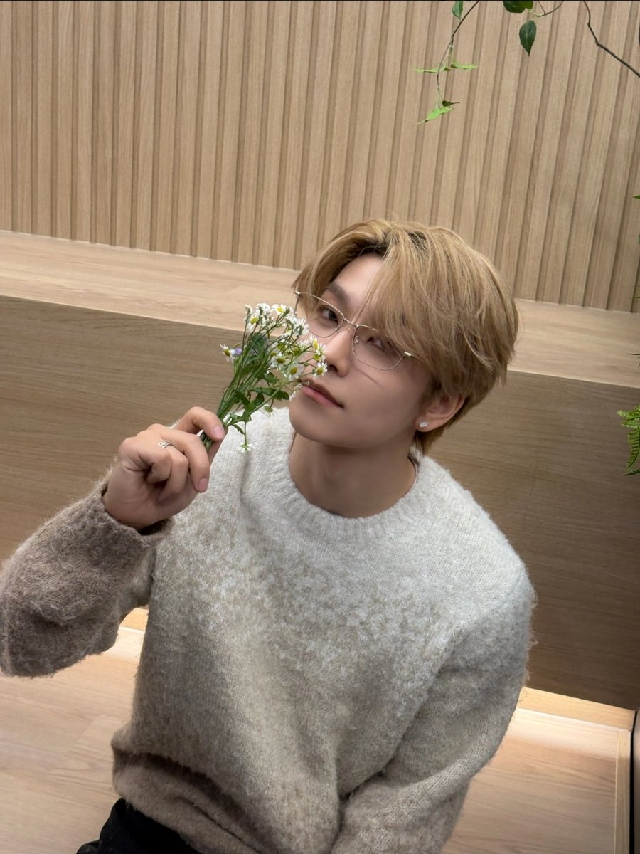 허롱롱ᰔᩚ tweet media