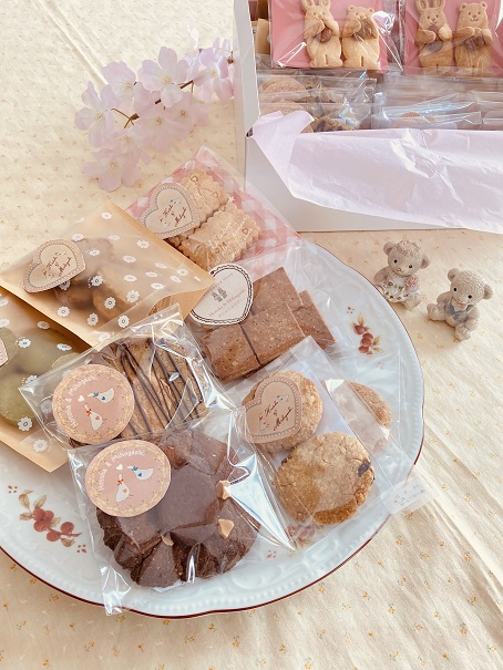 rattlekettle's tweet photo. #お仕事させていただきました　#クッキーセット　#グルテンフリー　#プラントベース 　いつもありがとうございます✨🌈。https://t.co/VZOvyvYBri #r_blog https://t.co/dGIrqChMqm