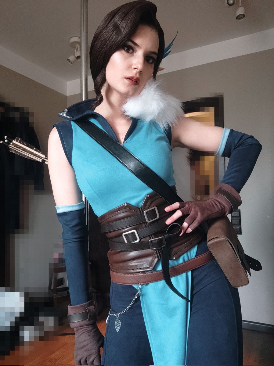 Та девочка с киберколенями tweet media