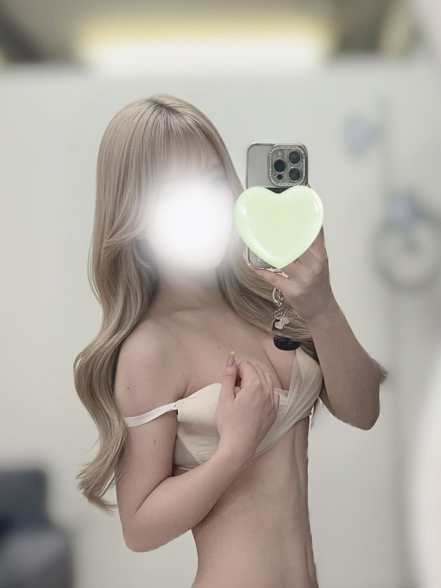 ひなの tweet media