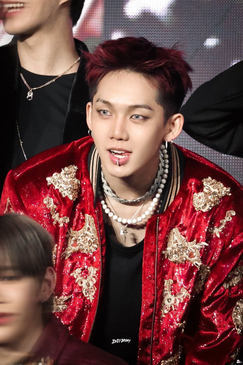 𝔍𝔲 tweet media