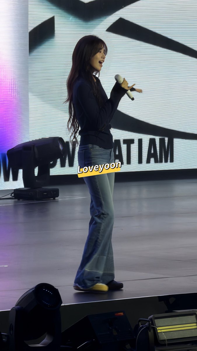 好久不見啊啊安狗狗🐶❤️

#anyujin #show_what_i_am #IVE #yujin_live #yujin