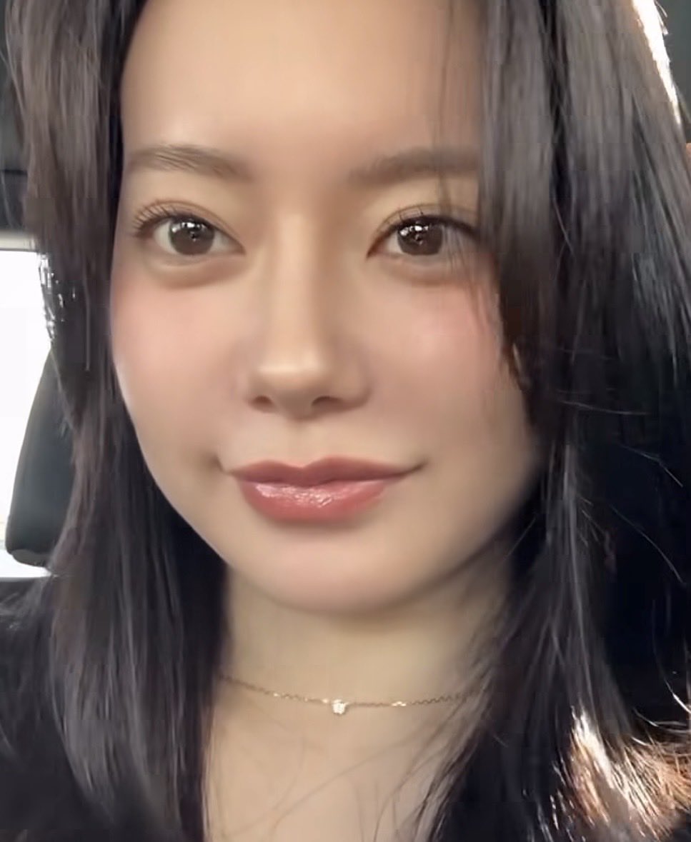 まみ@美女百科 tweet media