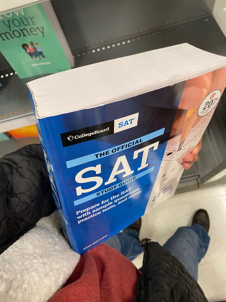 убивая еву tweet media