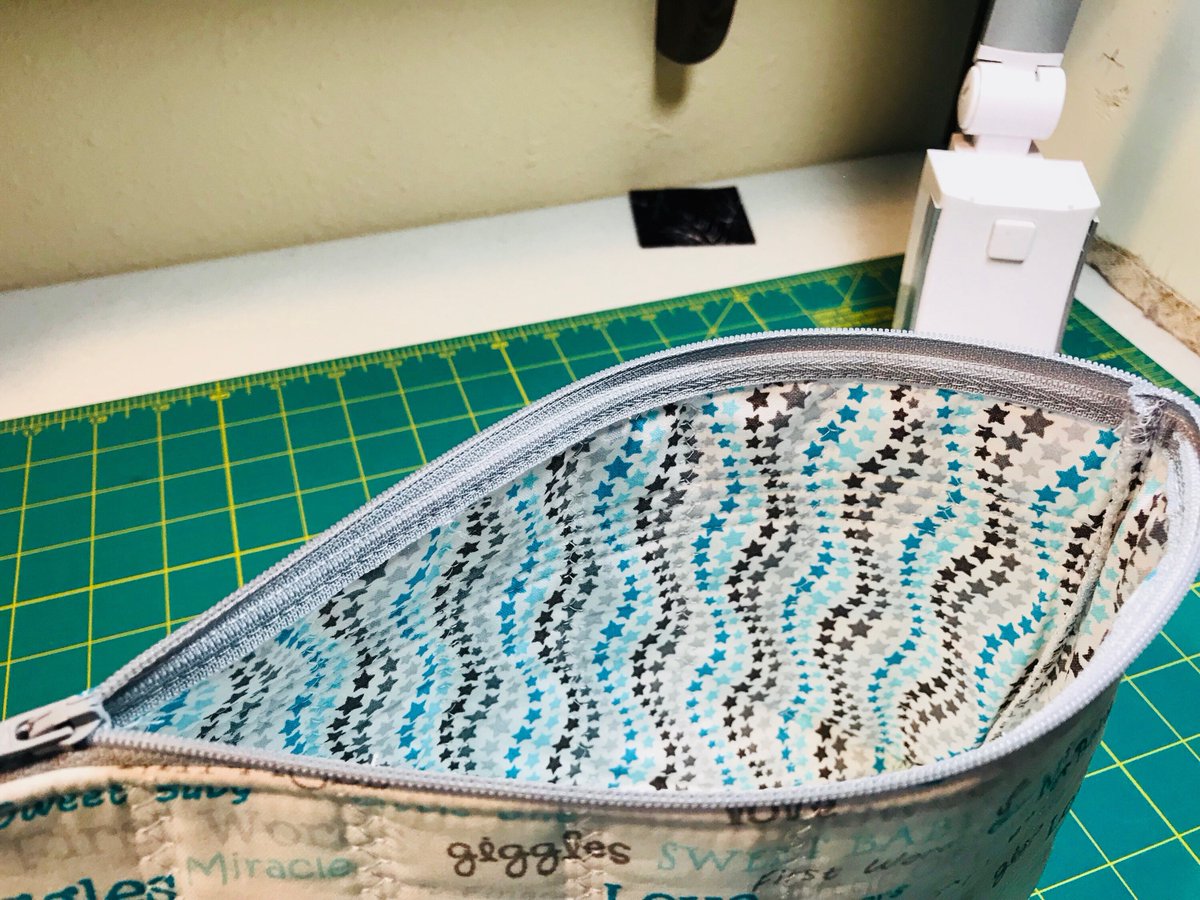 angelhw1956's tweet image. Quilted Zipper Pouch tuppu.net/40f493c2 #Etsy #TeaTimeQuiltsnMore #MakeupBag