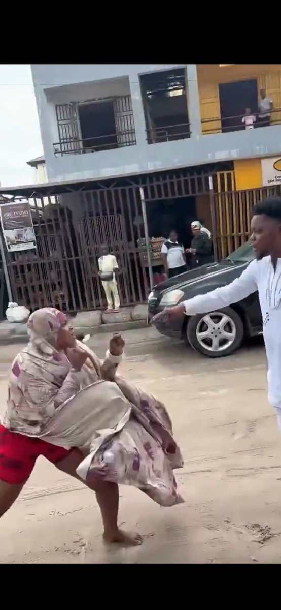 Ateere🖤 tweet media