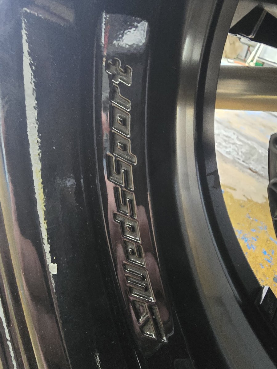 パルジオン tweet media