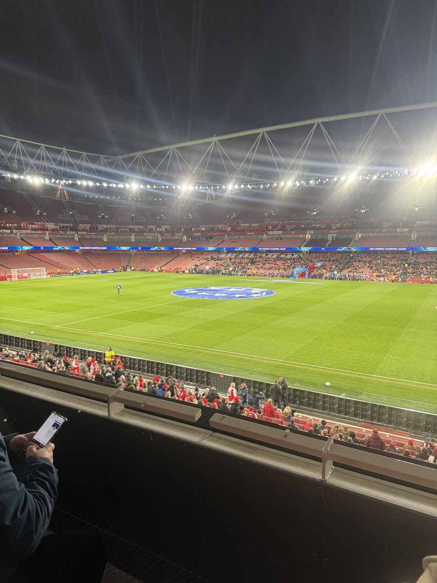 Adam Salter 🌟🌟 tweet media