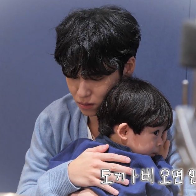 저화질의 원필 tweet media