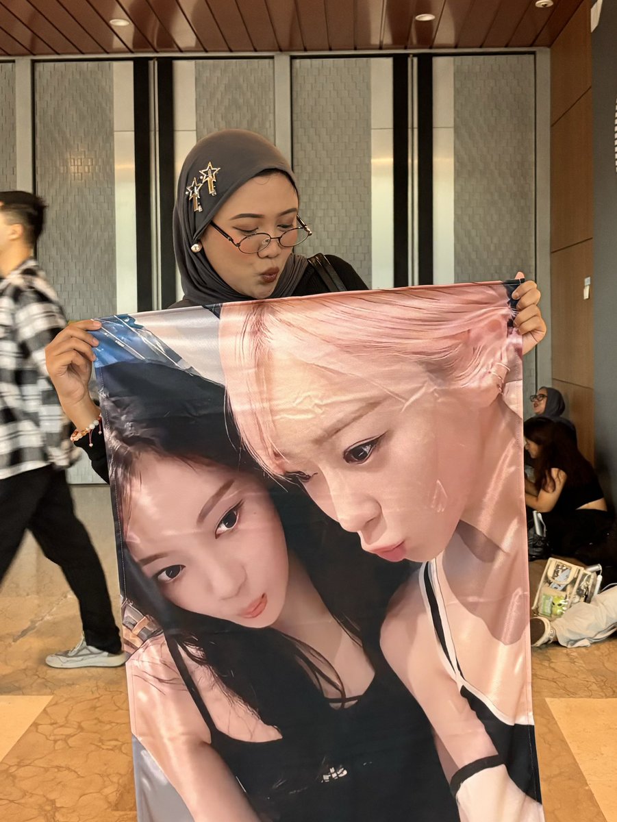 ㅁㄷ𝜗𝜚 tweet media