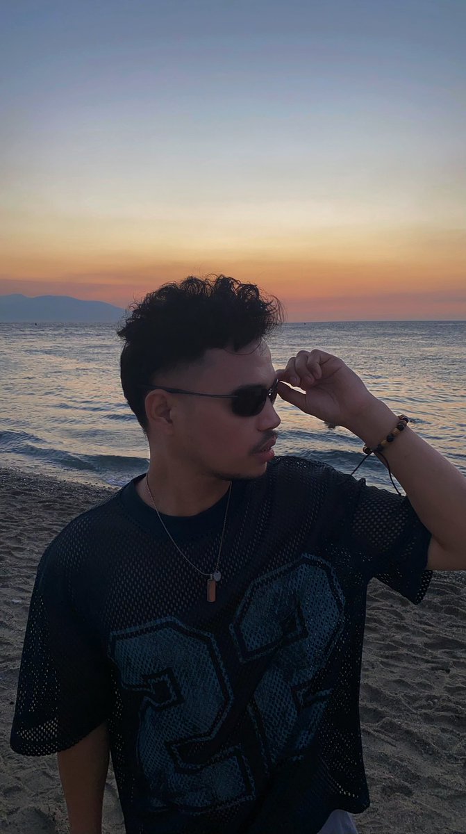 Marco_Martin12's tweet photo. Sunset https://t.co/M8geKhdM83