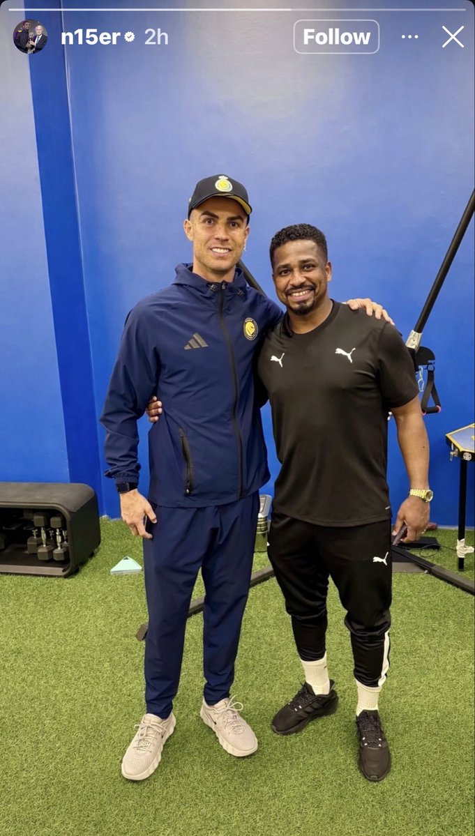 numero uno tweet media