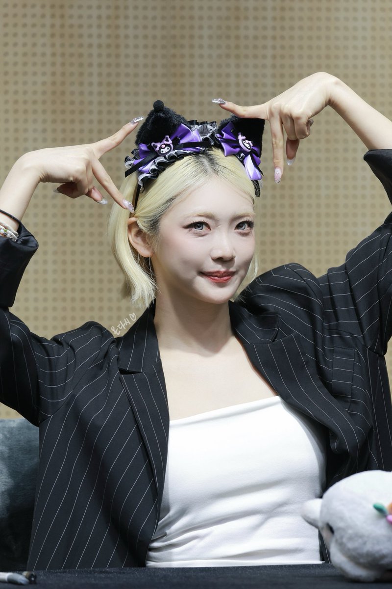 loveaintfortheweak tweet media