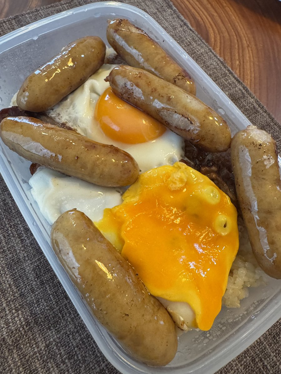 ひげはげめがね tweet media