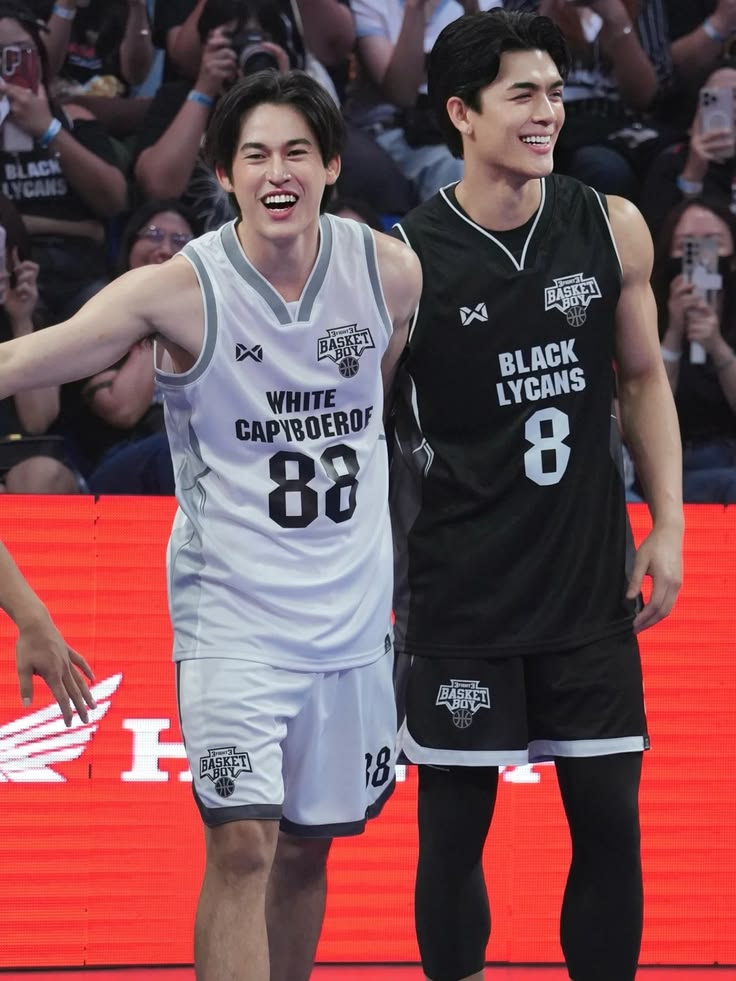 littlebutterfly tweet media