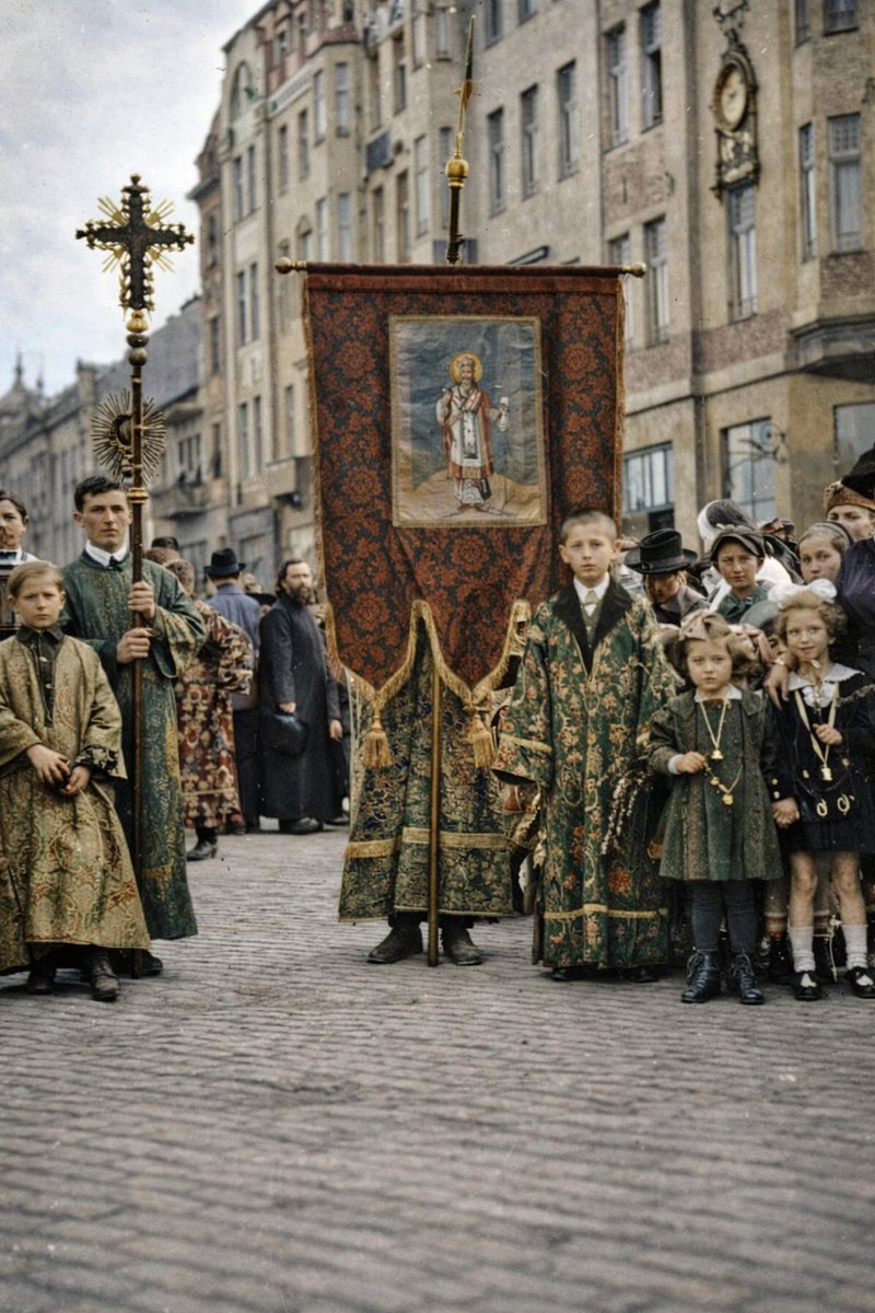 Казiмiр 🐝🌲 tweet media