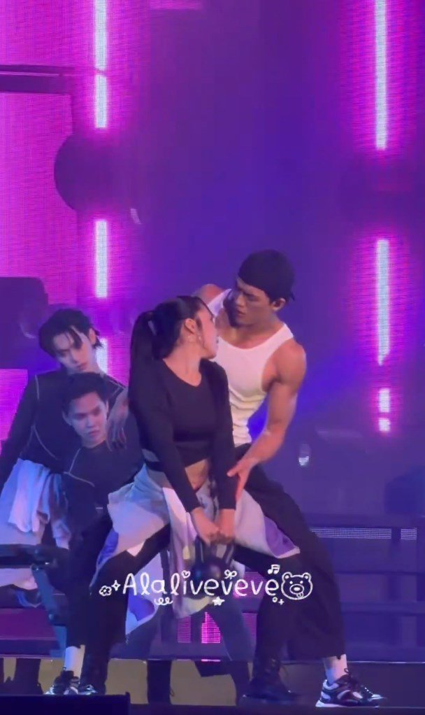 OrrahBee ʚɞ tweet media