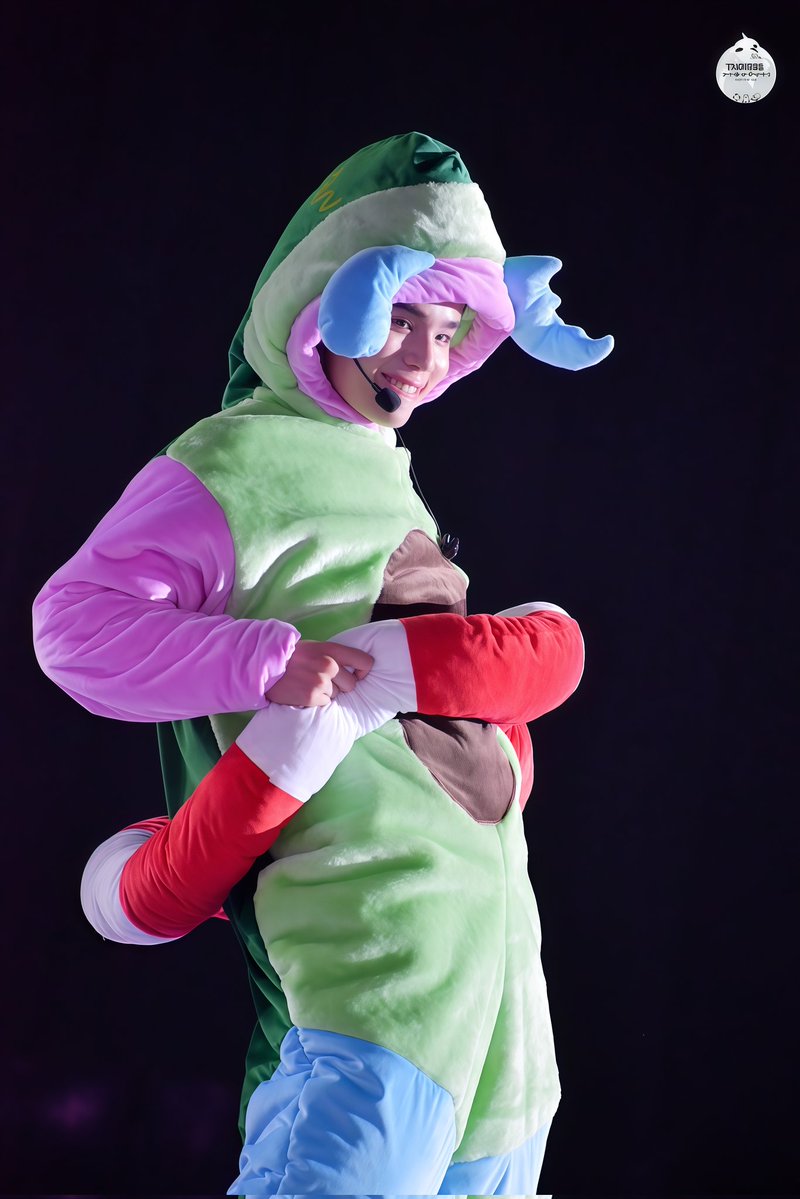 ว-า-ฬ-ห-มี-ข-า-ว (𝚃𝙽-𝙵𝙱-𝙹𝚂) tweet media