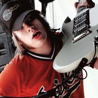 Theo!! 💚 tweet media