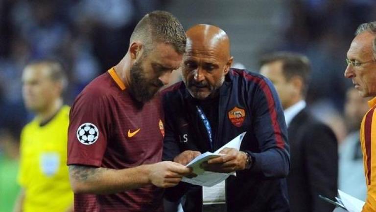 NicoSchira's tweet image. Daniele #DeRossi: “#Spalletti allenatore fenomenale. Lo reputo un amico. Mi ha paragonato a #Mazzone? Se facciamo gol, corro sotto la curva della #Juve…”