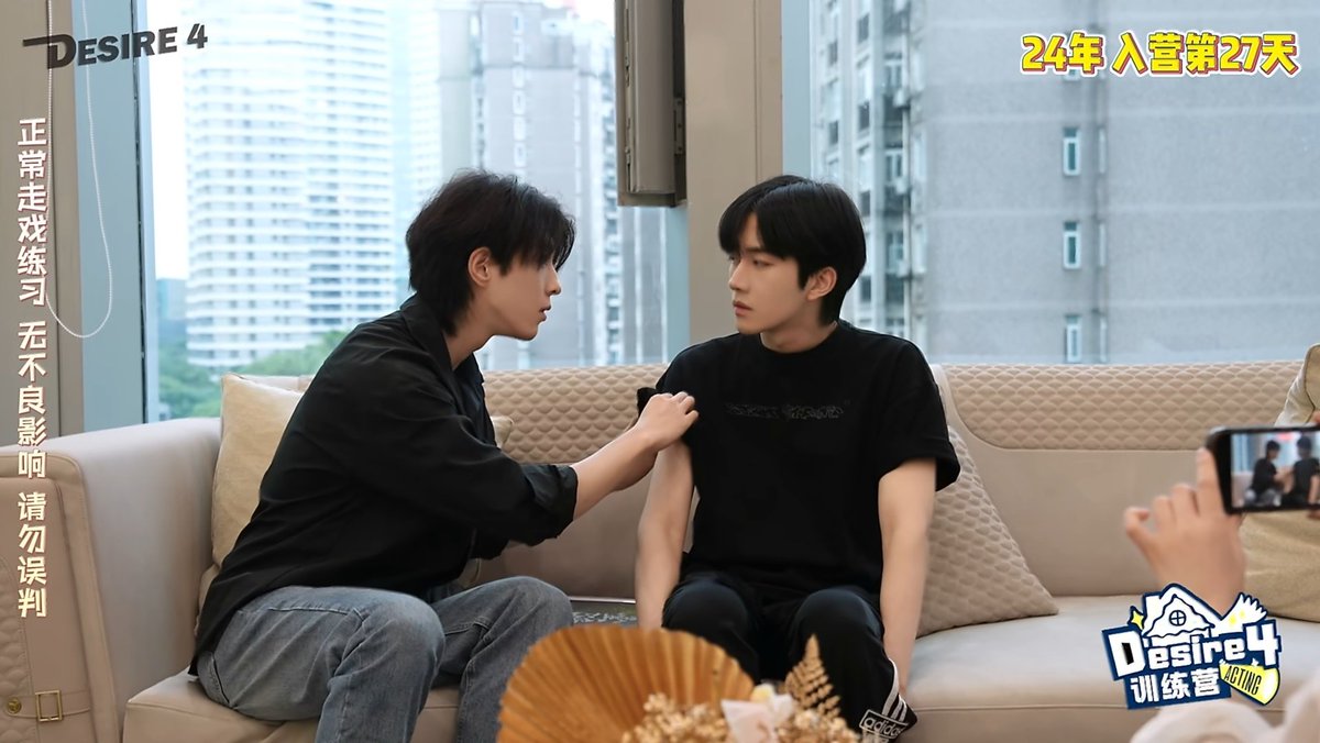 nad.💫 tweet media