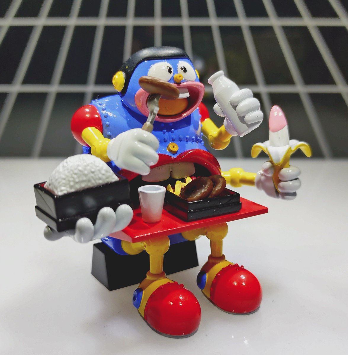 まっくすたっくす tweet media