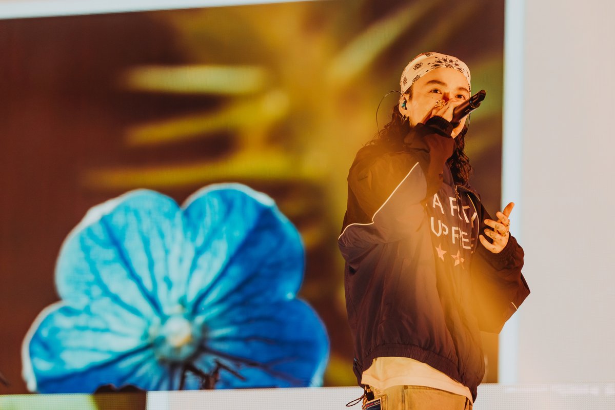 POP YOURS tweet media