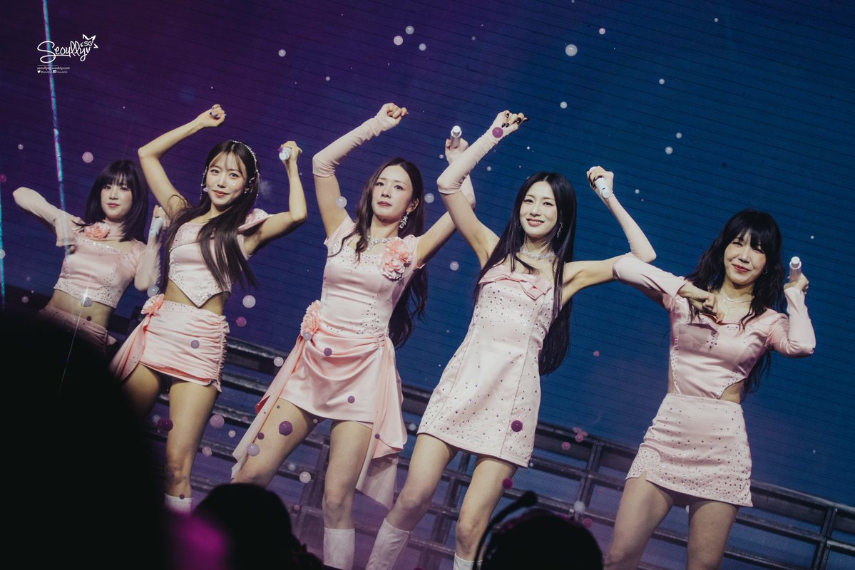 Seoully Singapore tweet media