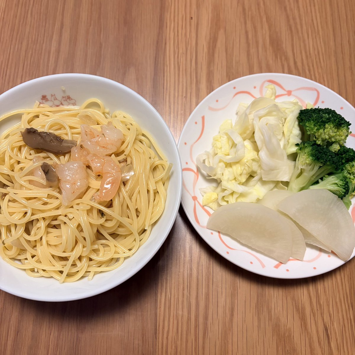 えめ tweet media