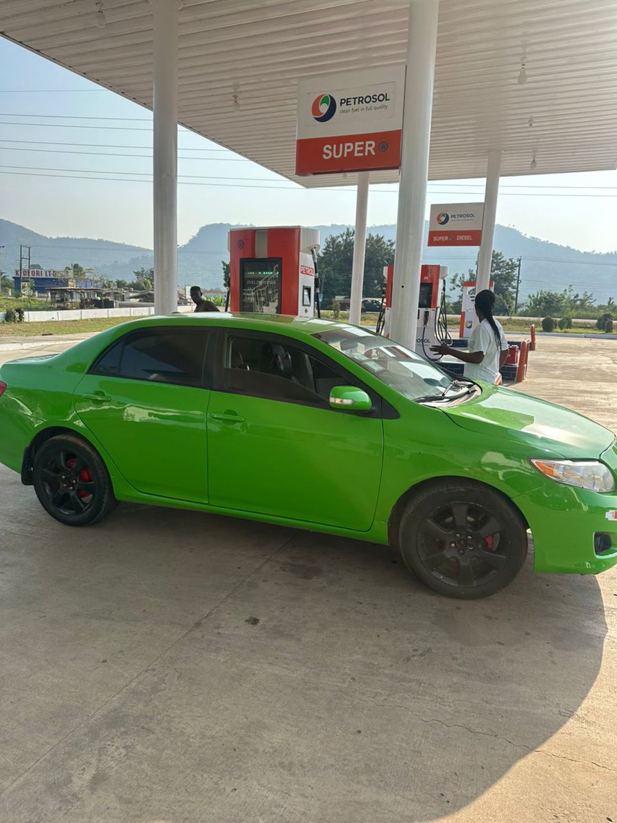 Your Lady Car Dealer tweet media