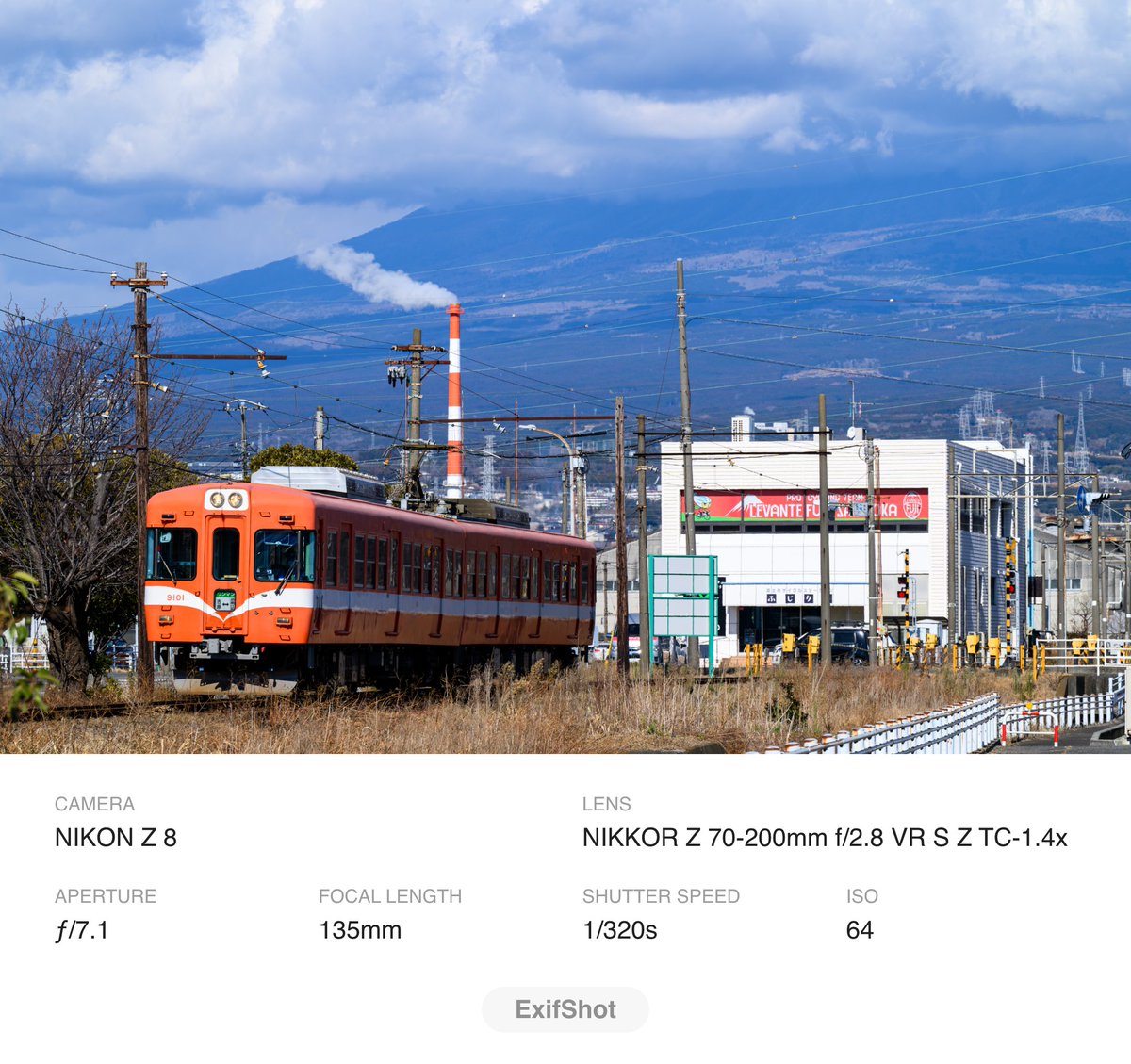 johnlamhc's tweet photo. 🚆：26 岳南電車：岳南鉄道線 普通 吉原行 岳南鉄道9000系 9001F編成
📅：2026/01/29 12:44
📍：岳南電車：岳南鉄道線-新国道踏切（静岡県富士市）(35.151728, 138.691993)
📷：Nikon Z 8

https://t.co/twwJKesci6

#撮り鉄  #岳南電車 #岳南鉄道線 #岳南鉄道9000系 #新国道踏切 #富士市 https://t.co/VEgUAtv54P