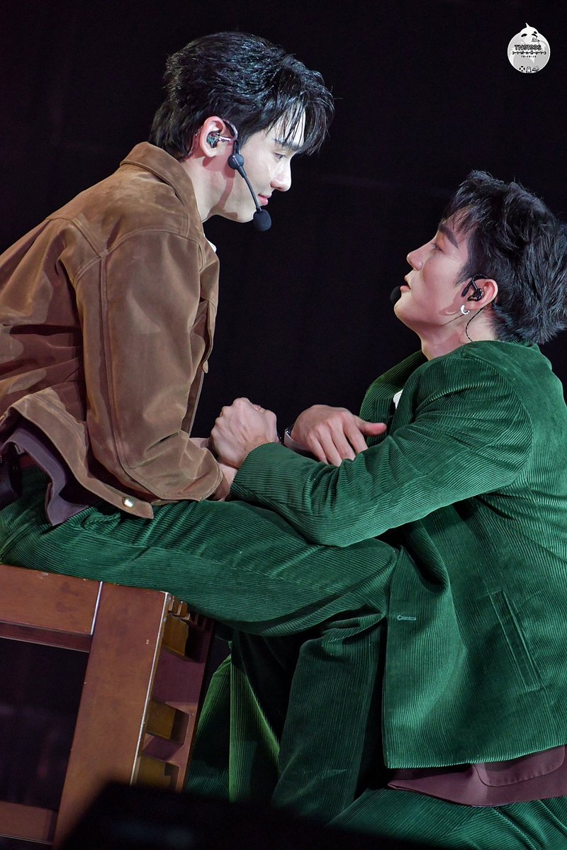 ว-า-ฬ-ห-มี-ข-า-ว (𝚃𝙽-𝙵𝙱-𝙹𝚂) tweet media