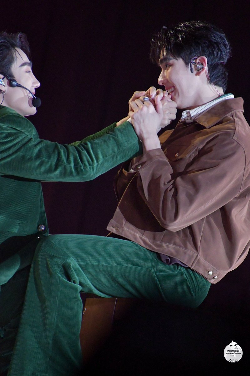 ว-า-ฬ-ห-มี-ข-า-ว (𝚃𝙽-𝙵𝙱-𝙹𝚂) tweet media