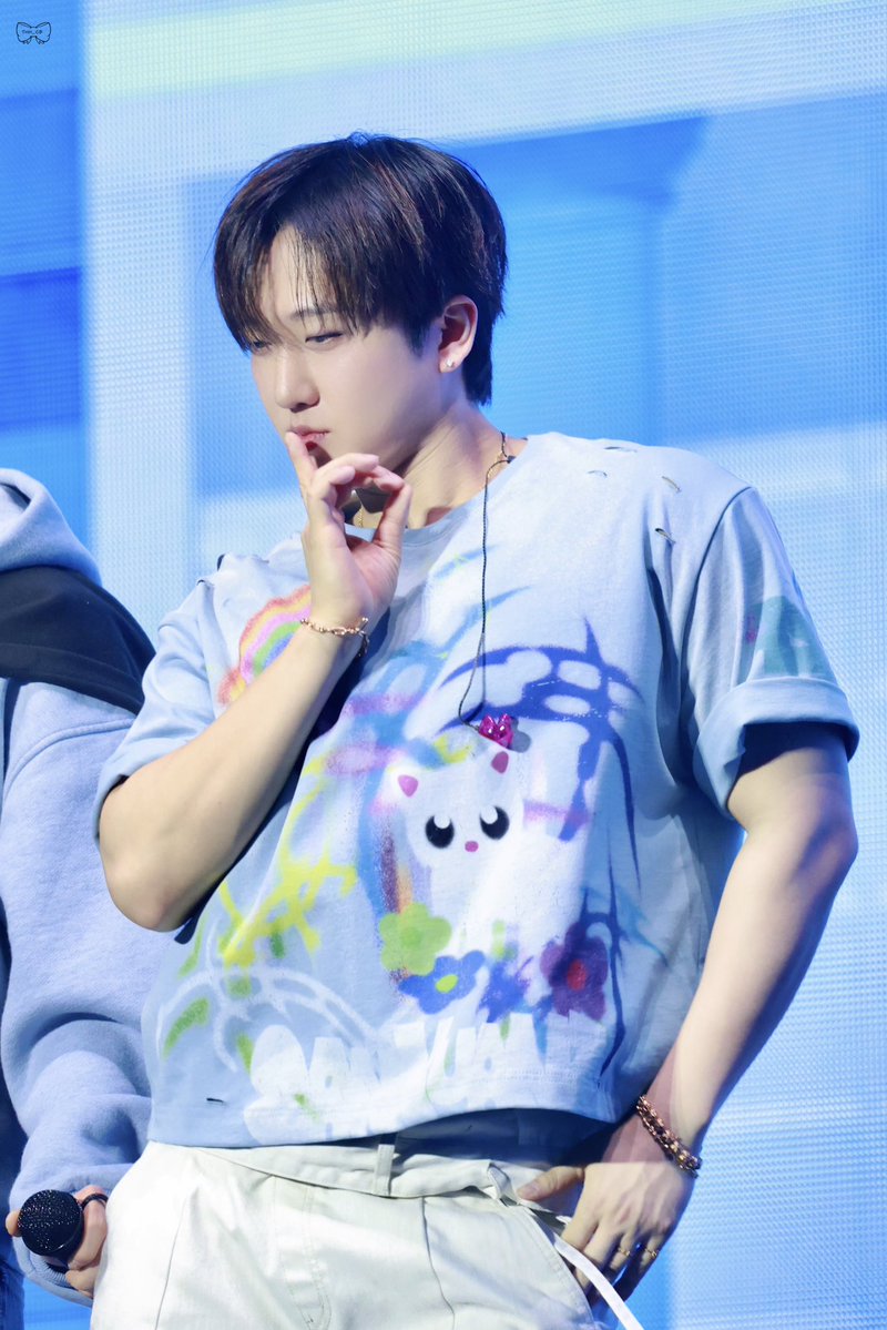 𝗧𝗵𝗵_𝗥𝗶𝗯𝗯𝗼𝗻🎀 tweet media