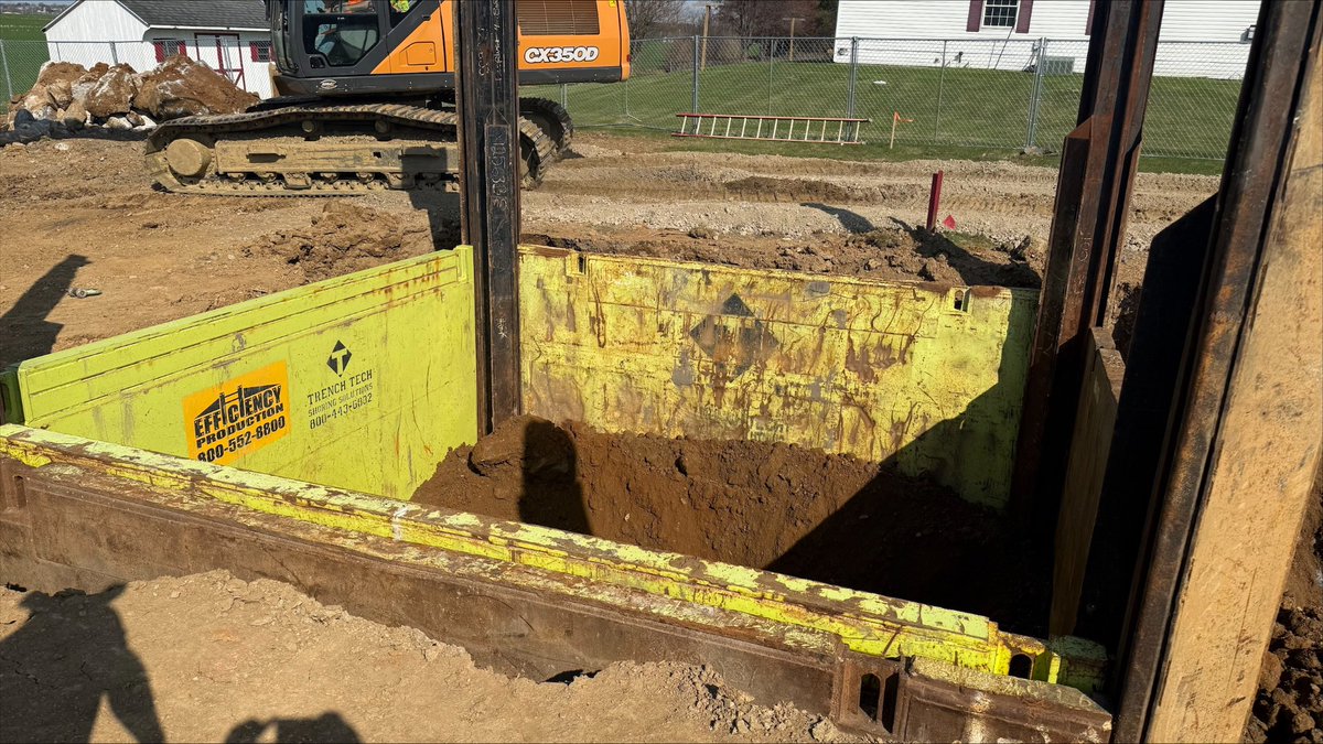TrenchTechInc's tweet photo. Mannheim, PA: 16' x 16'x 20' deep, 4-Sided Slide Rail System. https://t.co/sTMlzwoHfw