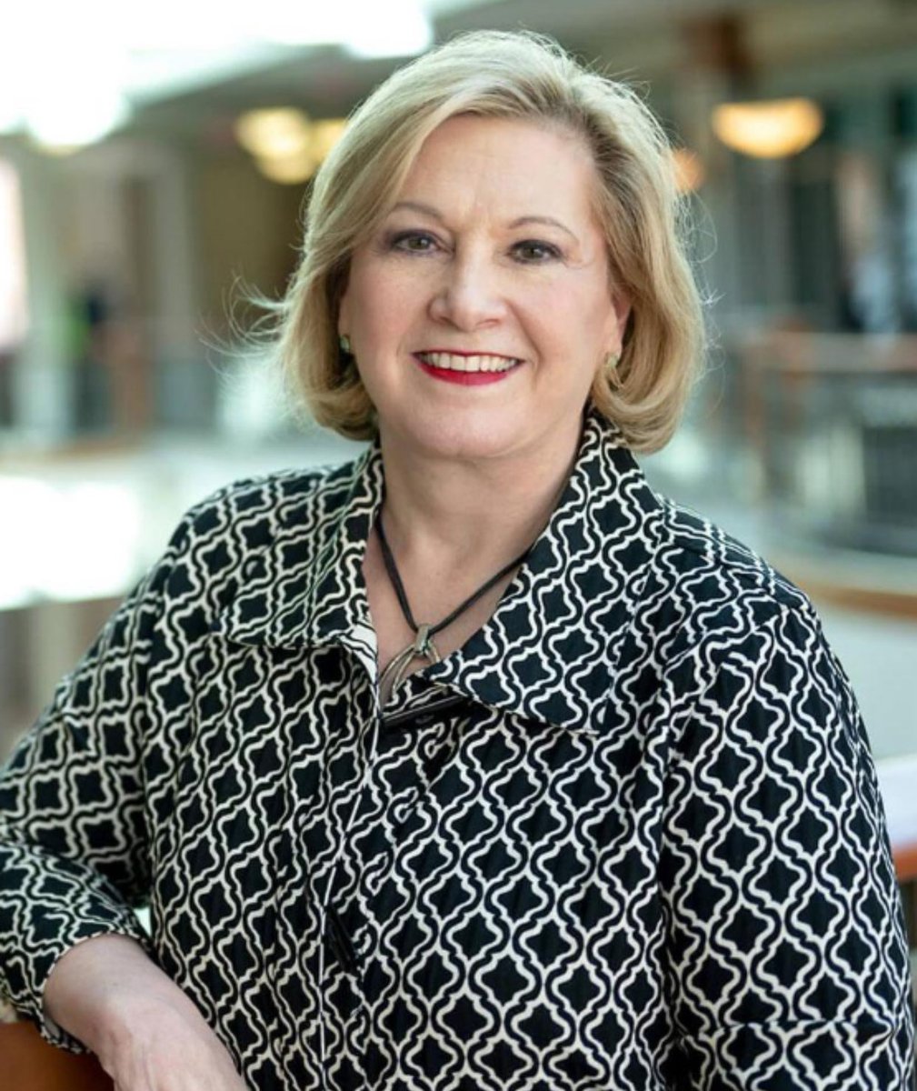 NizNellie3 tweet media