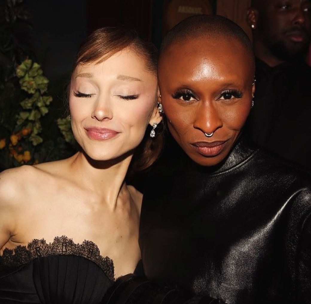 allegra☀️ tweet media