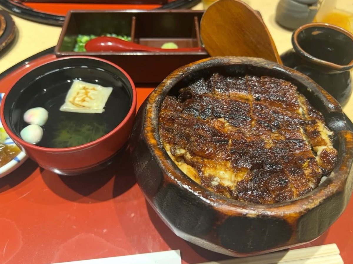 h(*☻-*n)☻ tweet media