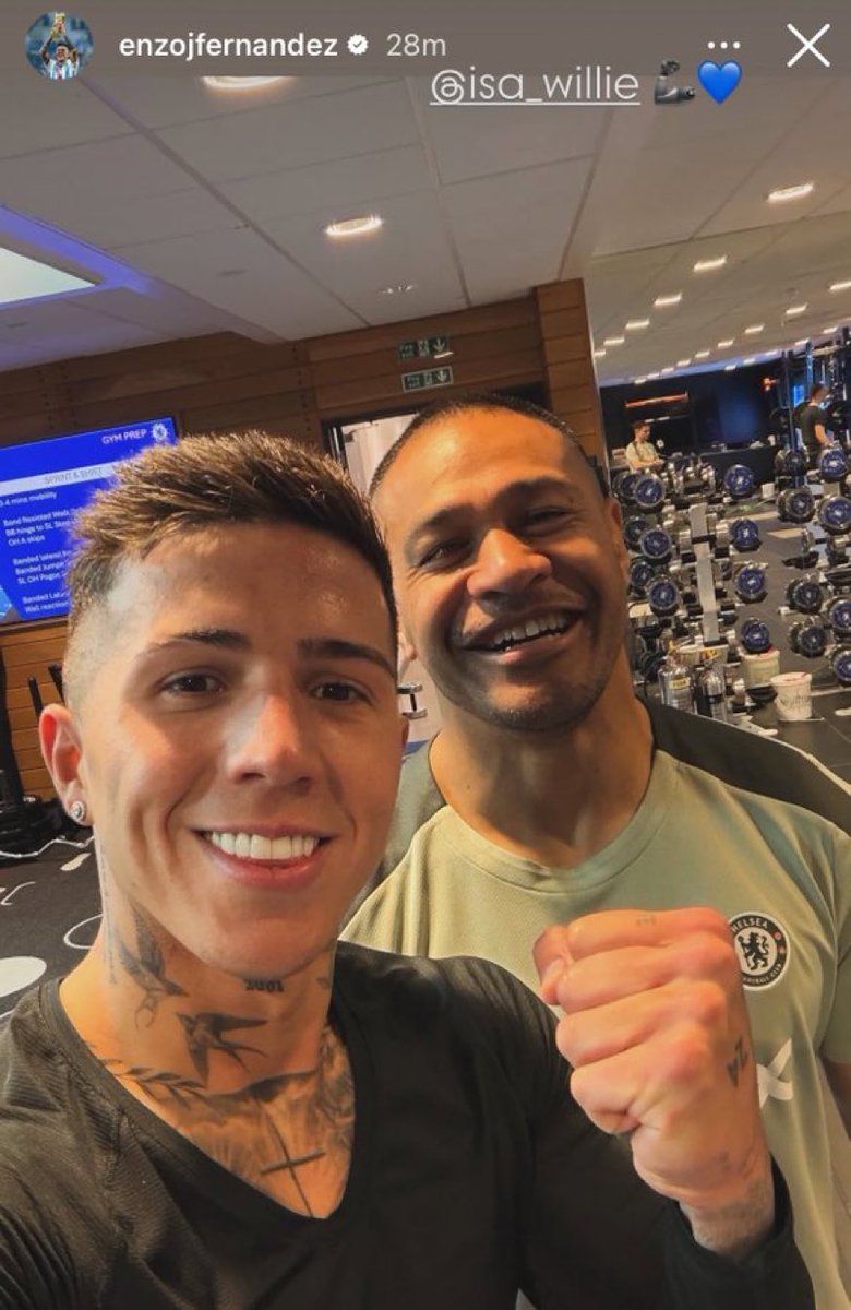 Elvis Tunde tweet media