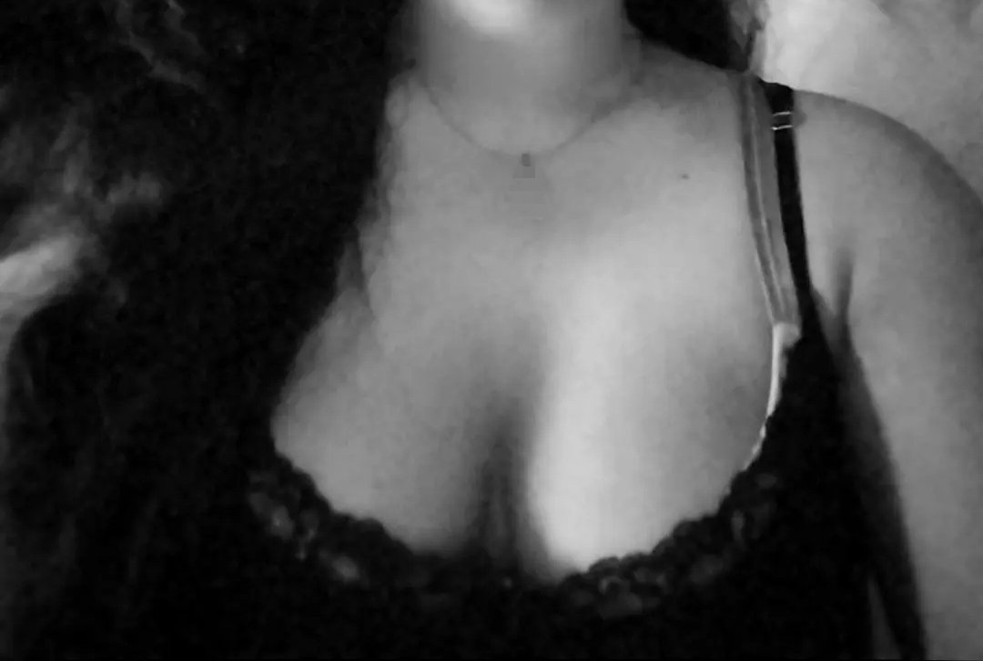 elay •᷄ɞ•᷅ tweet media