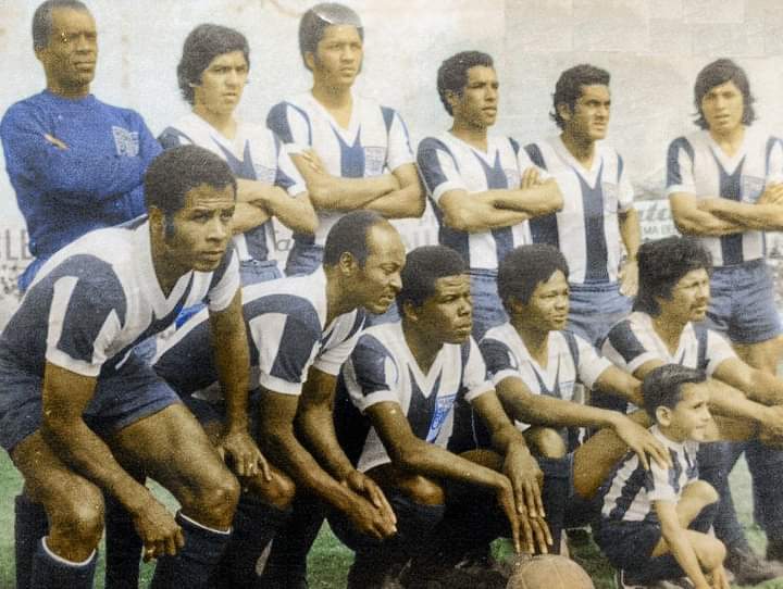 CuetAmor's tweet photo. @quintingrone @CarlosJr130604 @ErrorArbitralTR CSM dejen que se investigue y por el momento no JODAN esos HIJOS de PUTAAA INFILTRADOS y TRAIDORES NO JODAN y no DESCONCETREMOS a nuestros jugadores y sacarle la REPARAMPAMPuuuuuuuTA su BASTARDAAAA MADREEE a esa GAYinaaaas en el CABROmental
Compartir y YA NO ESPECULEN HUEVADAS https://t.co/mo8lgN6r8E