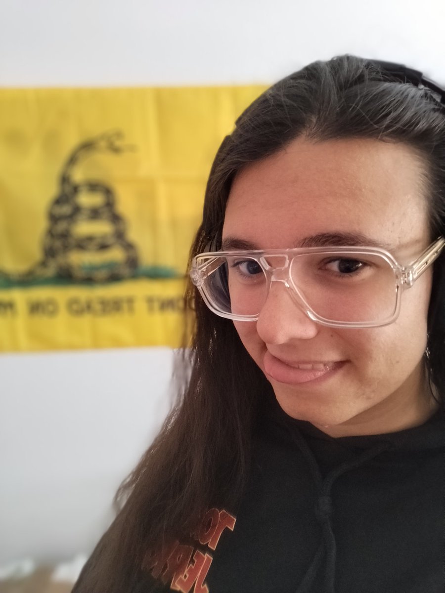 SophieHood tweet media