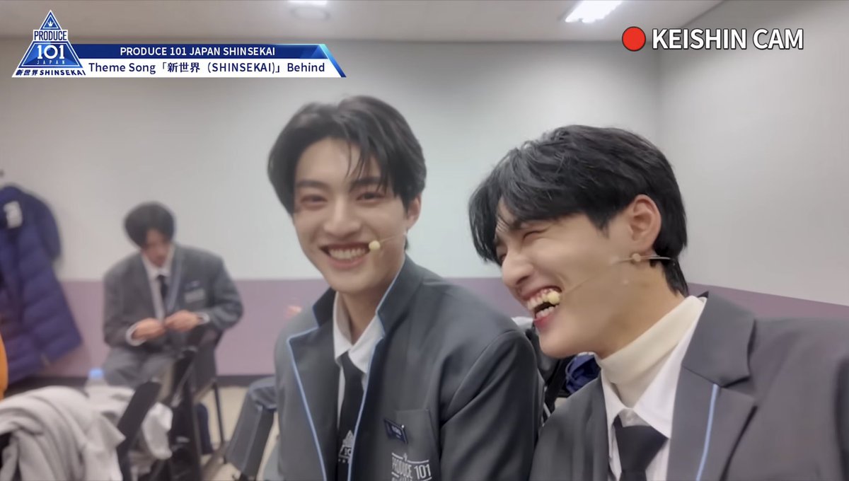 ︎ ⭐︎ tweet media